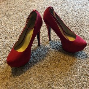 GUC JustFab Stilettos w/Buckle/Ankle Strap,8.5M